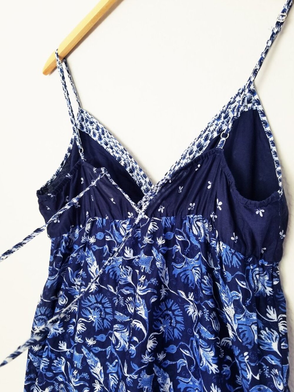 H&M L.O.G.G Blue Tiered Maxi Dress Surplice V Neck Lightweight Cotton Size 12 - Picture 10 of 16
